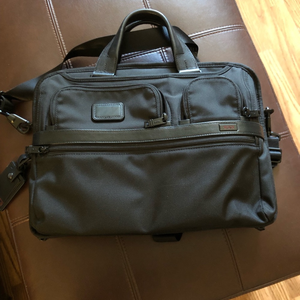 Tumi T-Pass expandable laptop brief, 15 in laptop